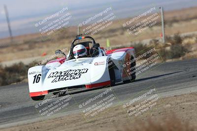 media/Nov-17-2024-CalClub SCCA (Sun) [[5252d9c58e]]/Group 5/Qual (Star Mazda Entrance)/